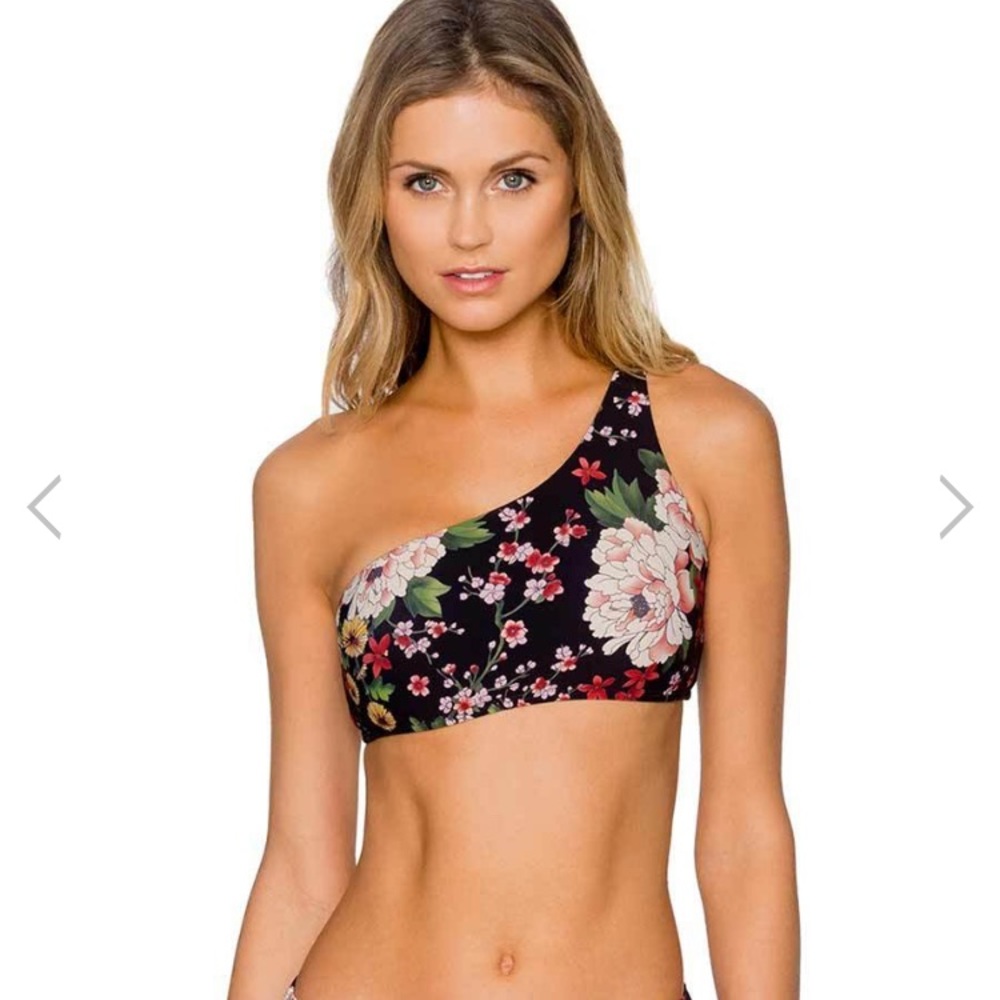 NWT floral on shoulder bikini, med, so cute!